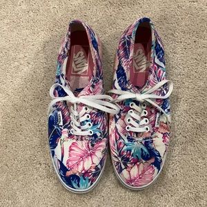 Vans floral woman’s size 7